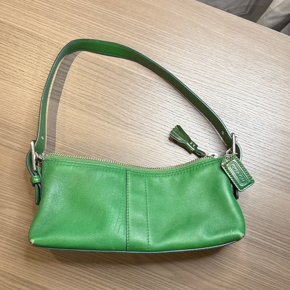 Coach Vibrant Green Leather Shoulder Bag